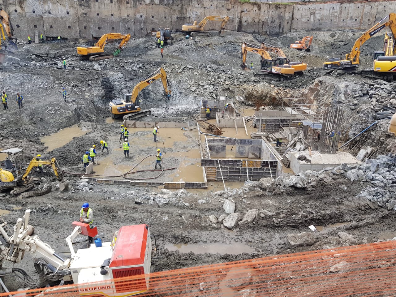 Execução de Obra - Fundação - Torres Comerciais do Parque da Cidade - São Paulo-SP
